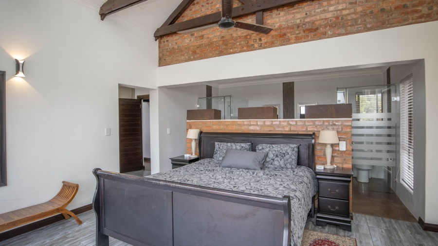 3 Bedroom Property for Sale in The Coves North West